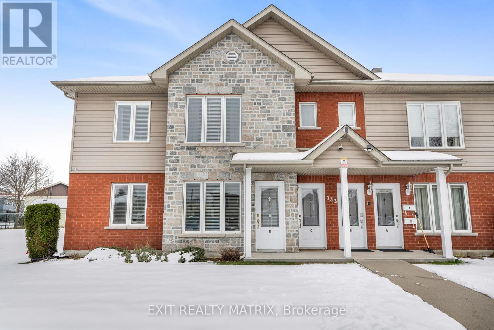 132 D HIGGINSON STREET, Hawkesbury, Ontario