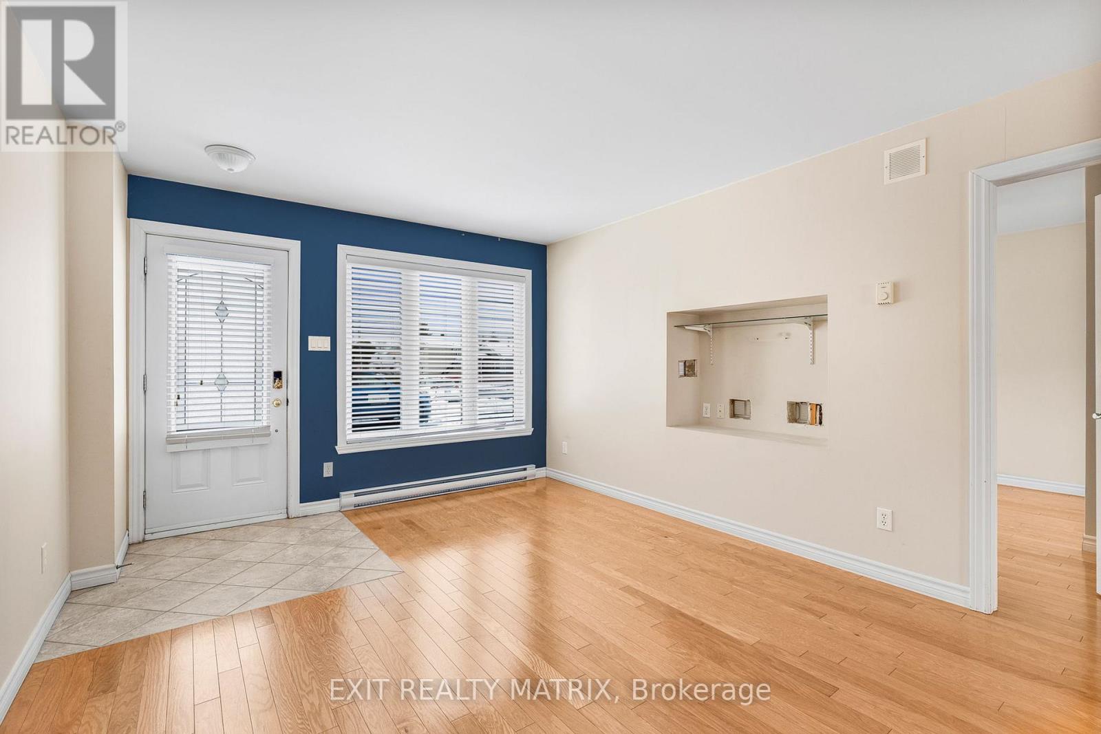 132 D Higginson Street, Hawkesbury, Ontario  K6A 1A1 - Photo 4 - X12558818