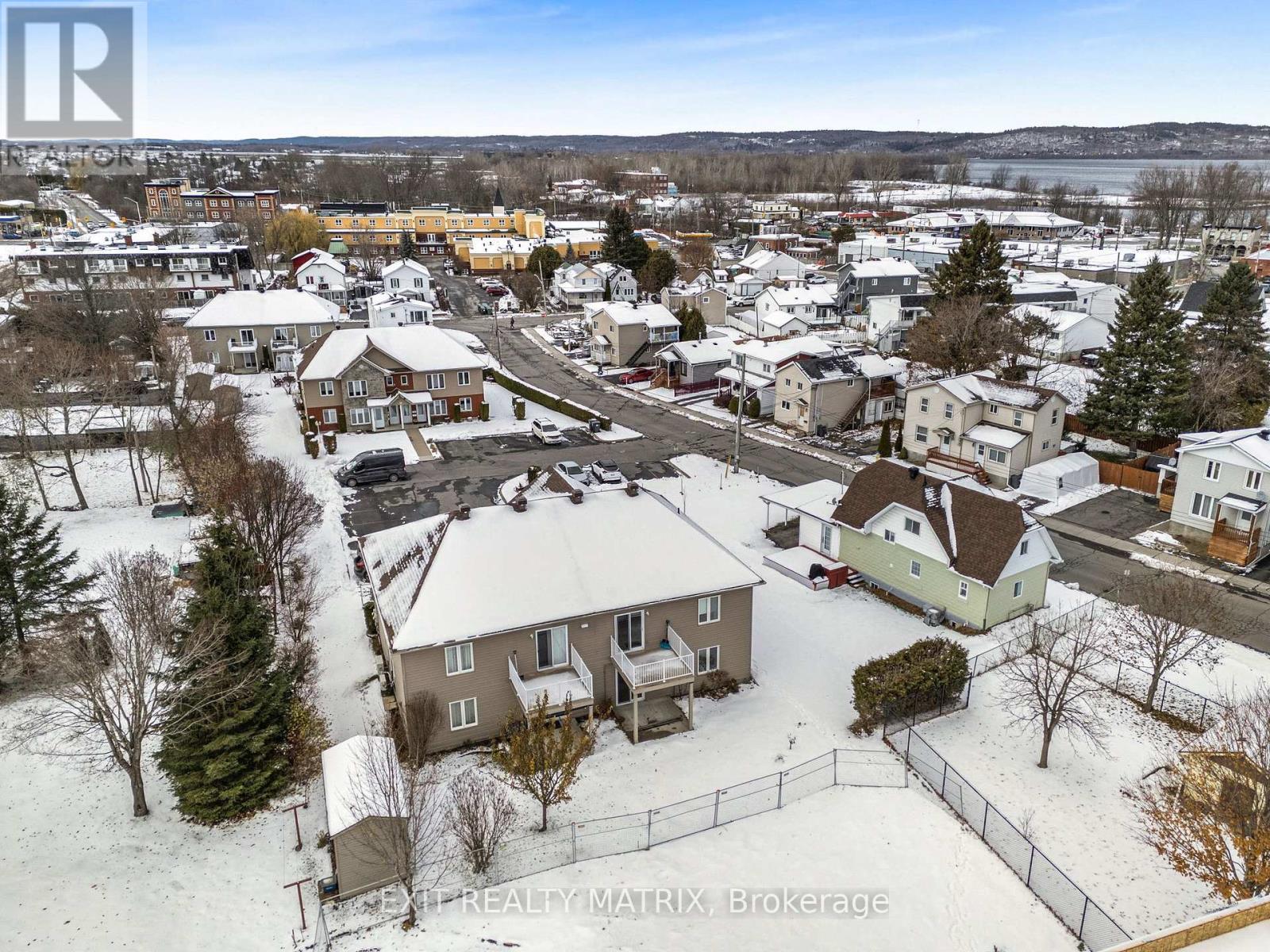 132 D Higginson Street, Hawkesbury, Ontario  K6A 1A1 - Photo 34 - X12558818