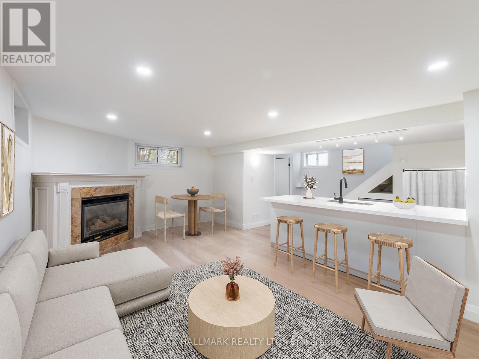 LOWER - 588 VICTORIA PARK AVENUE, Toronto, Ontario