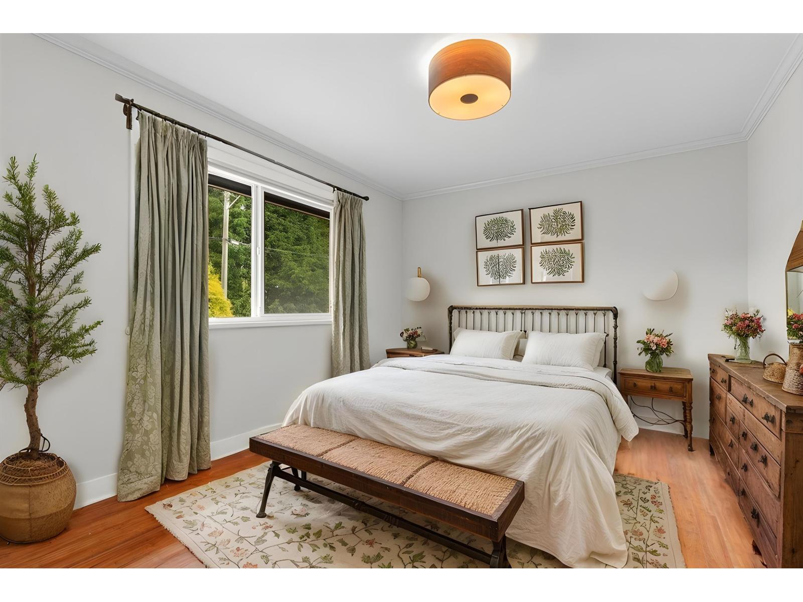 13950 Blackburn Avenue, White Rock, British Columbia  V4B 2Z5 - Photo 14 - R3066947