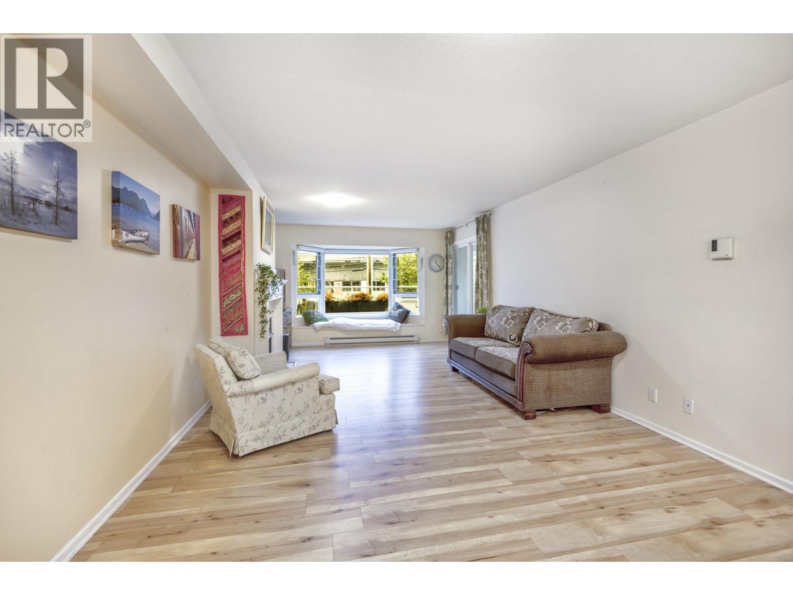 102 501 Cochrane Avenue, Coquitlam, British Columbia  V3J 7W5 - Photo 6 - R3058031