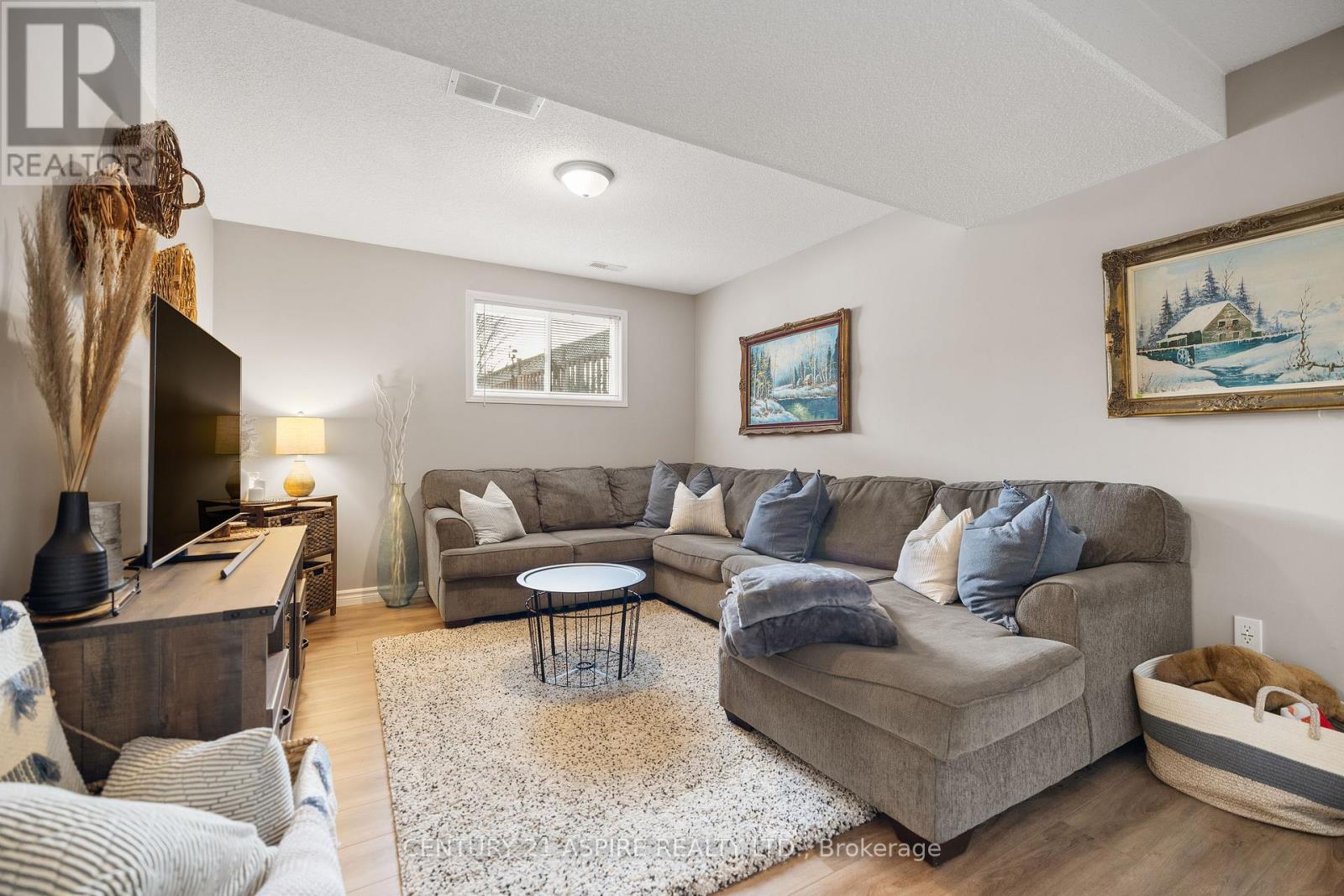 15 Dutch Drive, Petawawa, Ontario  K8H 3M2 - Photo 27 - X12558688