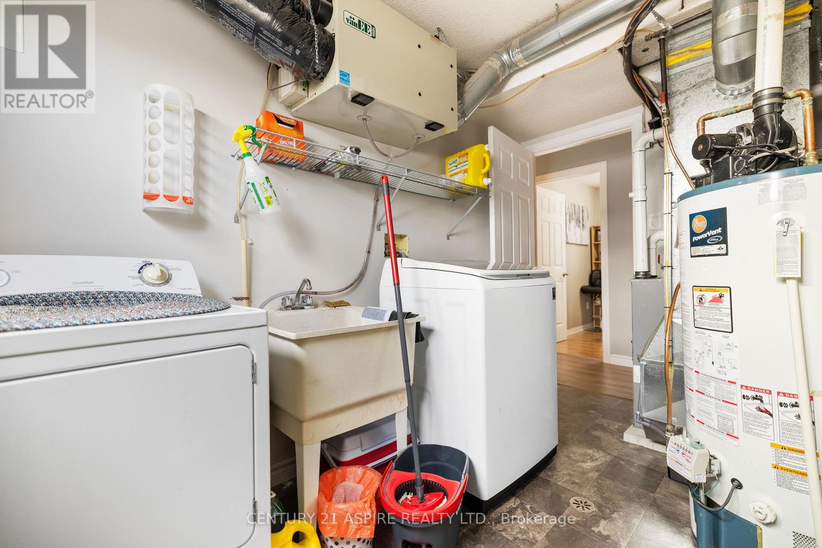 15 Dutch Drive, Petawawa, Ontario  K8H 3M2 - Photo 33 - X12558688