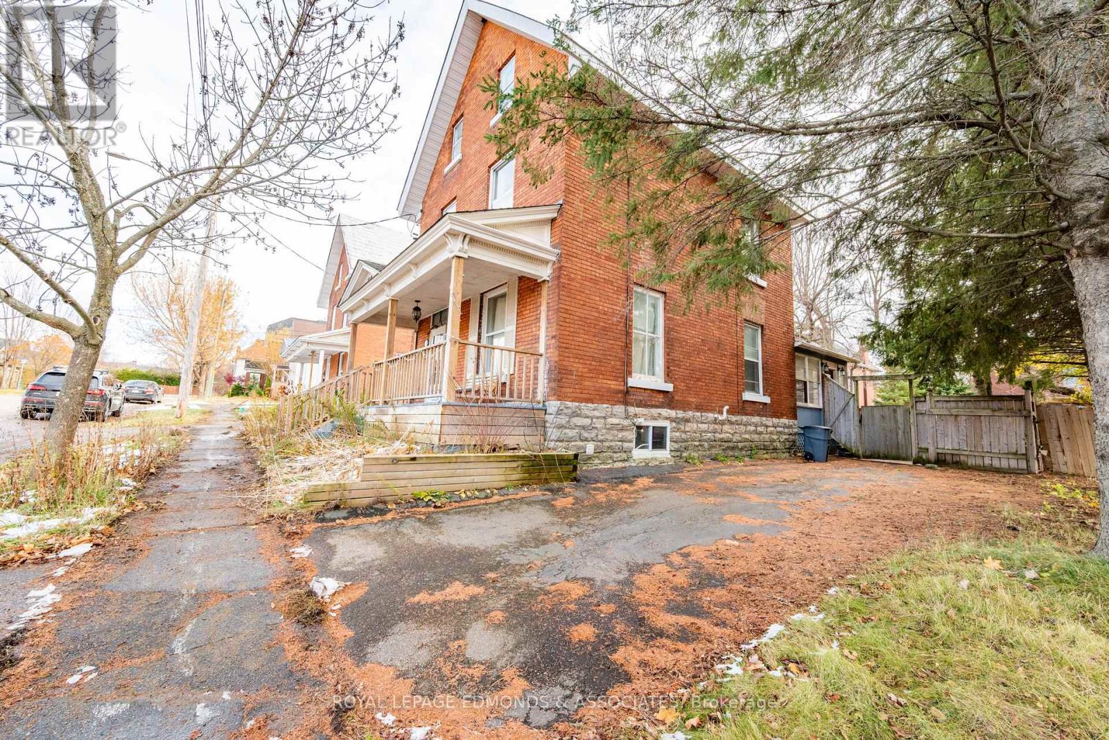 198 Mcallister Street, Pembroke, Ontario  K8A 3G2 - Photo 3 - X12558826