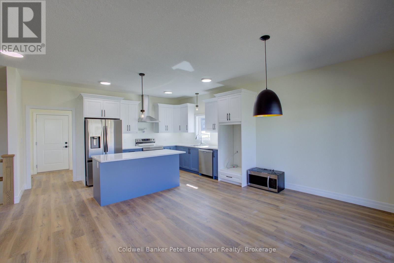 128 Pugh Street, Perth East, Ontario  N0K 1M0 - Photo 7 - X12432262