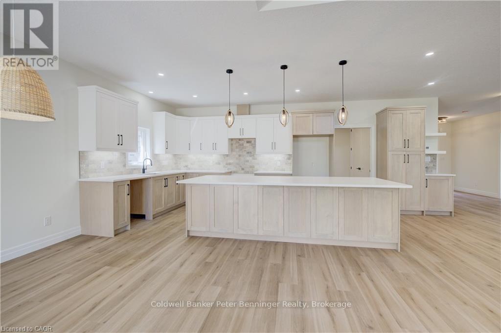 117 Pugh Street, Perth East, Ontario  N0K 1M0 - Photo 16 - X12432549