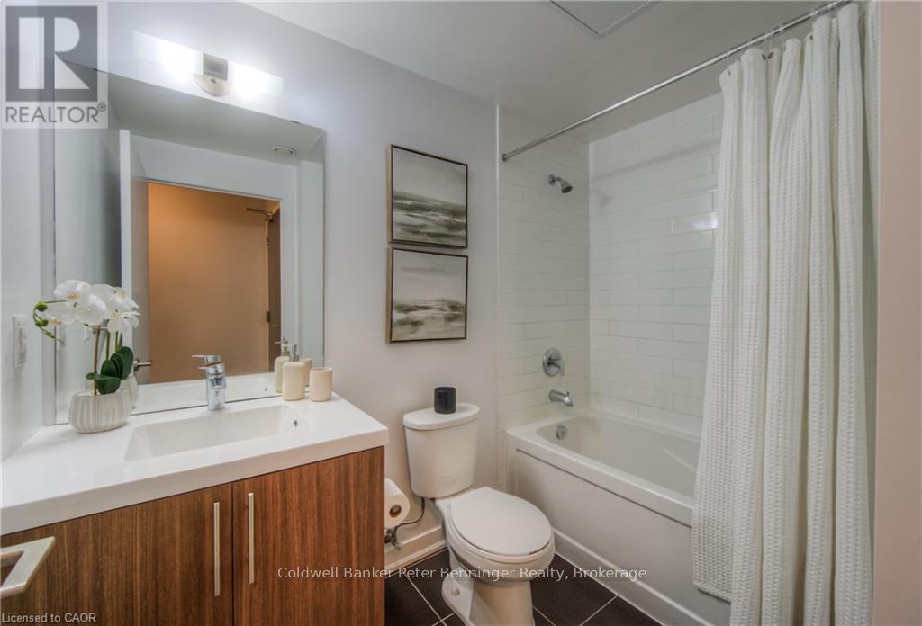 703 - 85 Duke Street W, Kitchener, Ontario  N2H 4Y7 - Photo 12 - X12458217