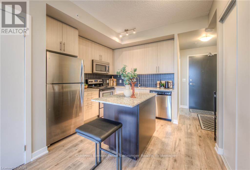 703 - 85 Duke Street W, Kitchener, Ontario  N2H 4Y7 - Photo 6 - X12458217