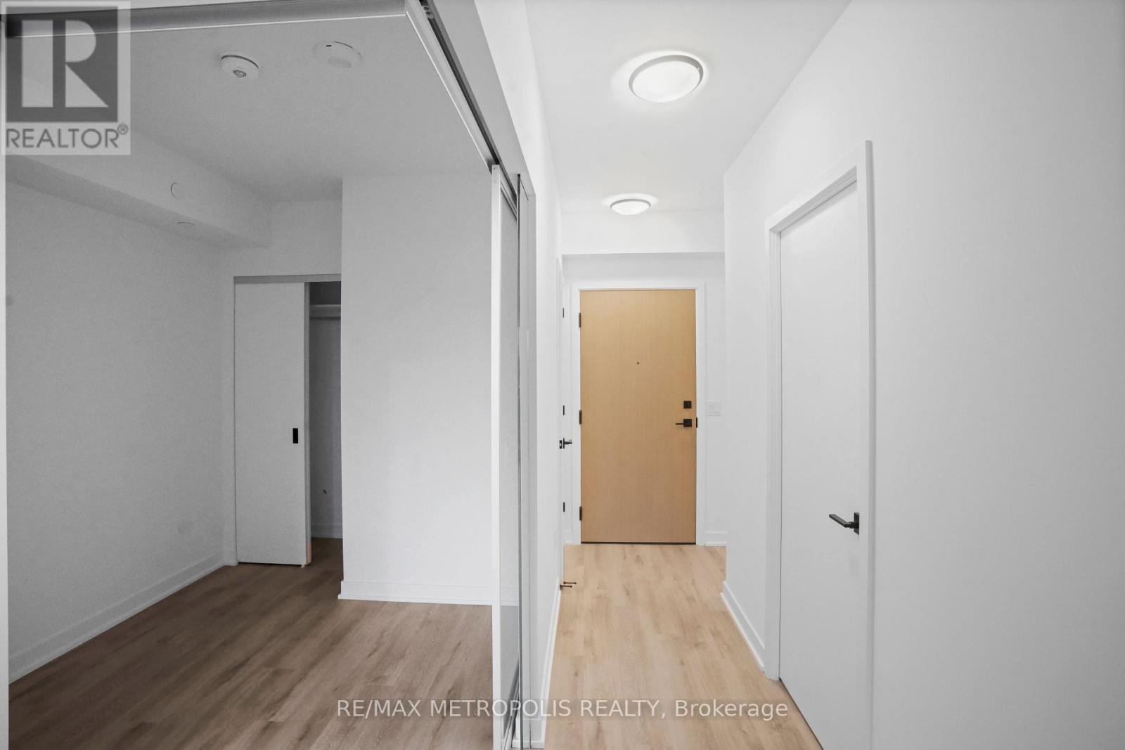 1205 - 36 Zorra Street, Toronto, Ontario M8Z 4Z7 - Photo 8 - W12558510