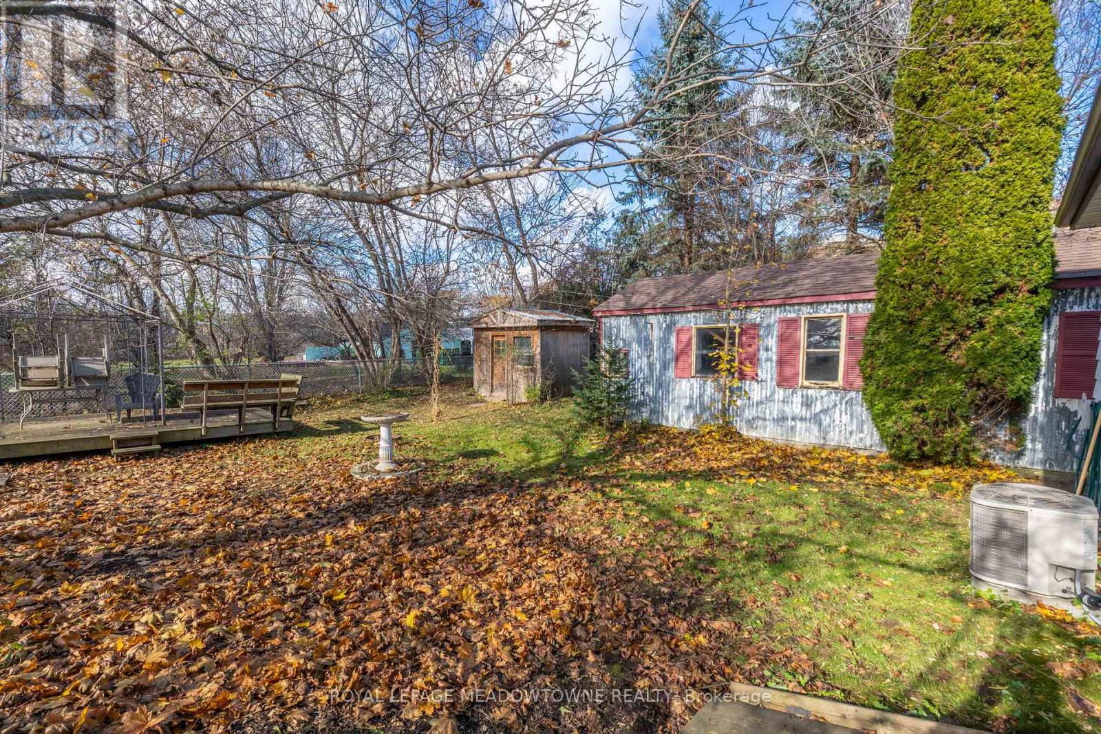 5 Louisa Street, Halton Hills, Ontario  L0P 1K0 - Photo 10 - W12558524