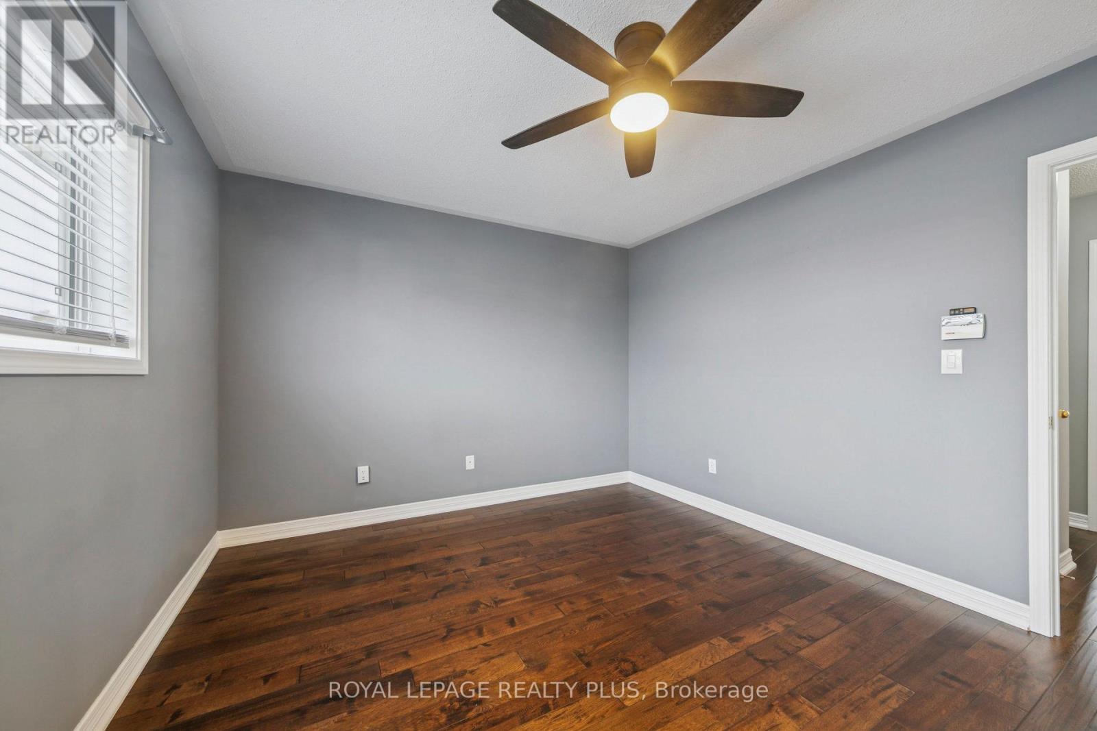 1028 Cooper Avenue, Milton, Ontario  L9T 5W7 - Photo 35 - W12558560