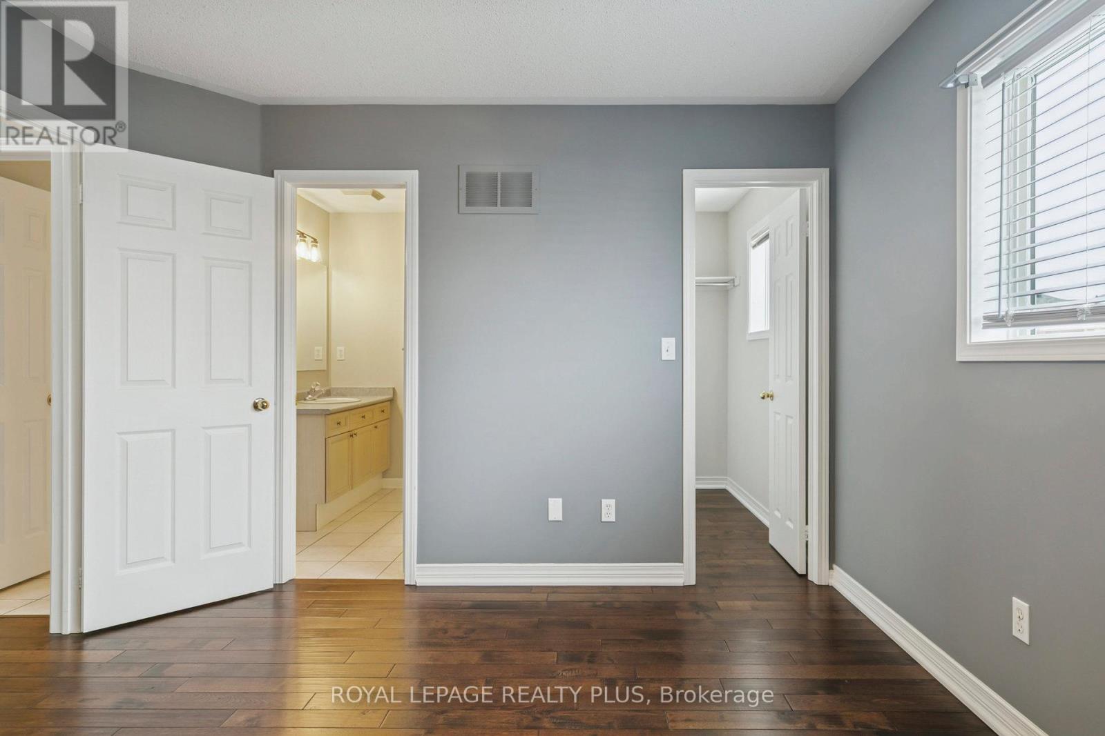 1028 Cooper Avenue, Milton, Ontario  L9T 5W7 - Photo 37 - W12558560