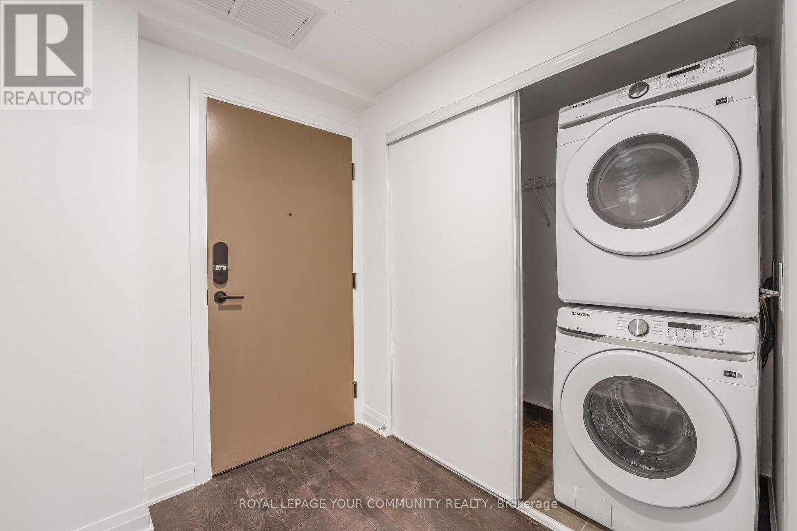 4110 - 4015 The Exchange, Mississauga, Ontario  L5B 1M7 - Photo 5 - W12558582