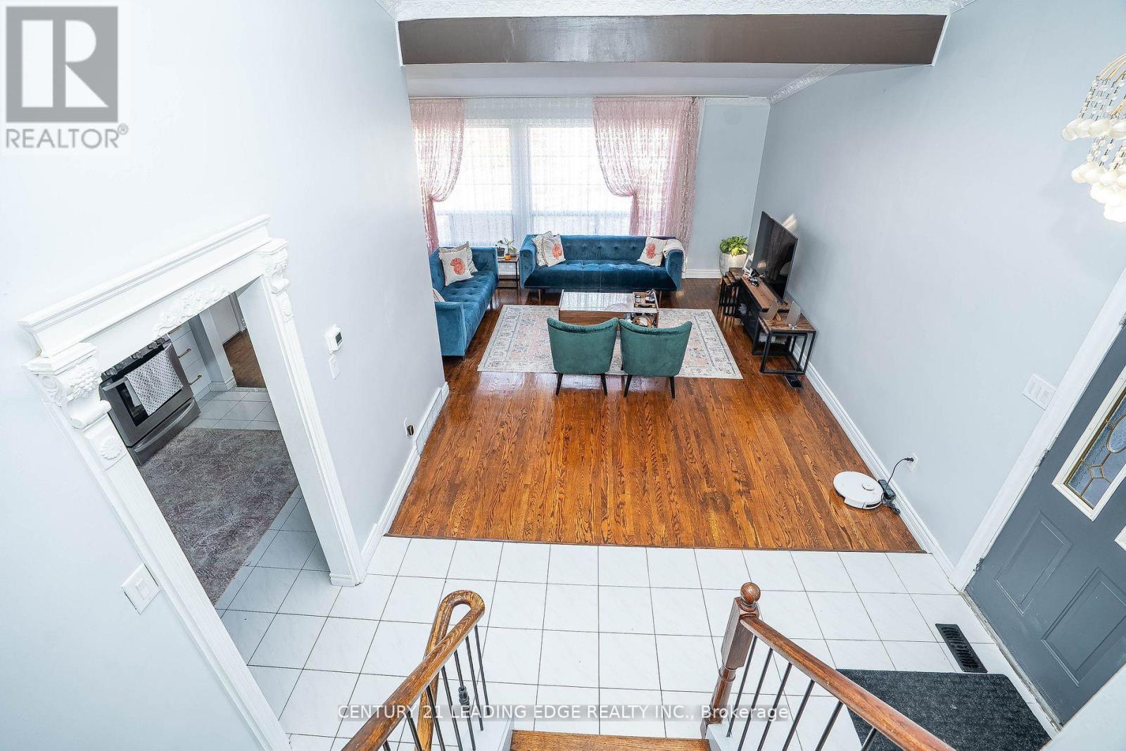 21 Alhart Drive, Toronto, Ontario  M9V 2M8 - Photo 23 - W12558594