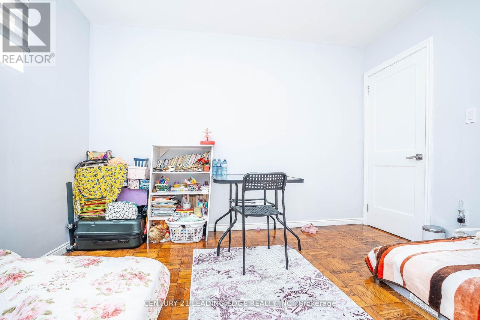 21 Alhart Drive, Toronto, Ontario  M9V 2M8 - Photo 28 - W12558594