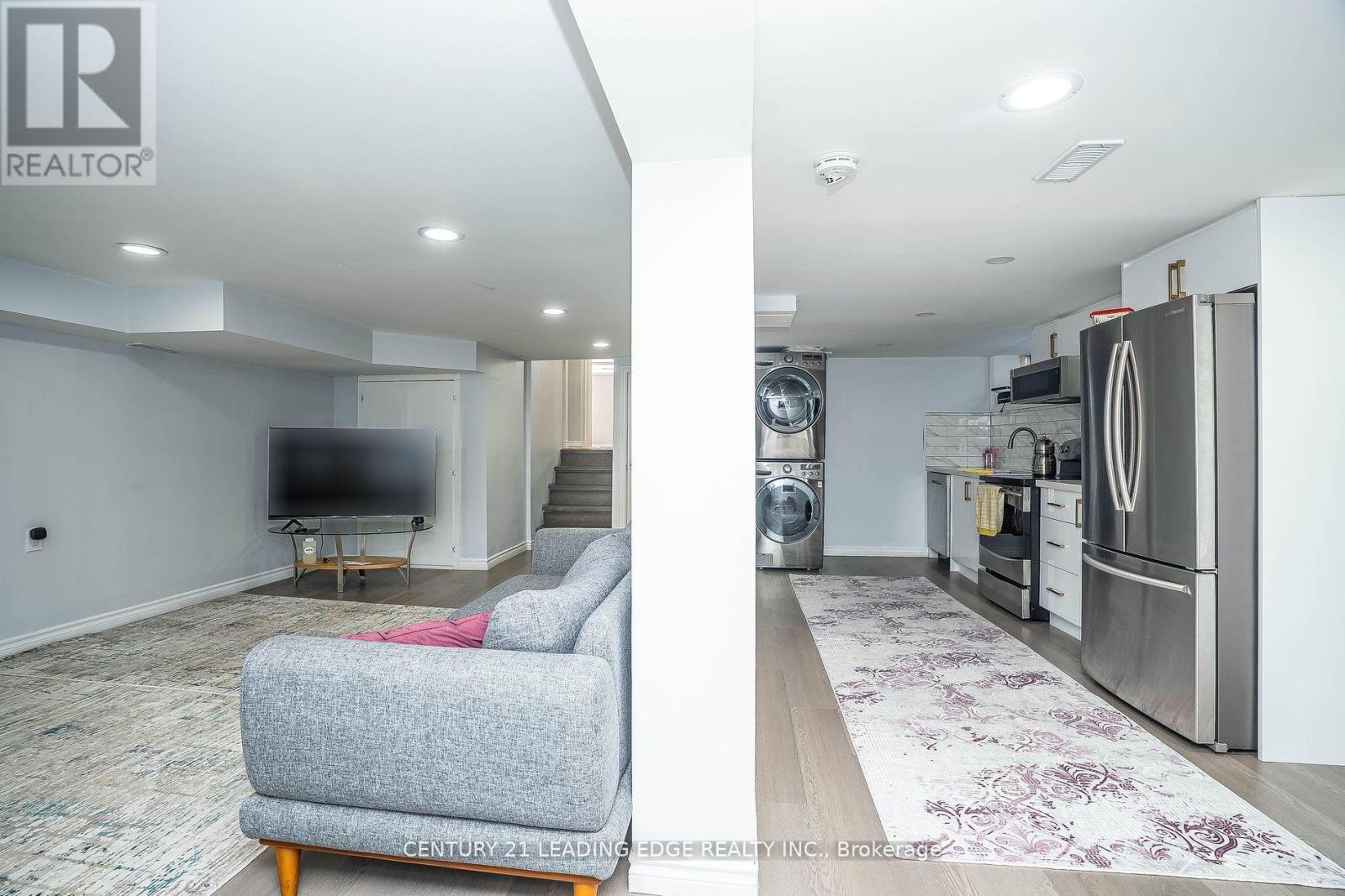 21 Alhart Drive, Toronto, Ontario  M9V 2M8 - Photo 37 - W12558594