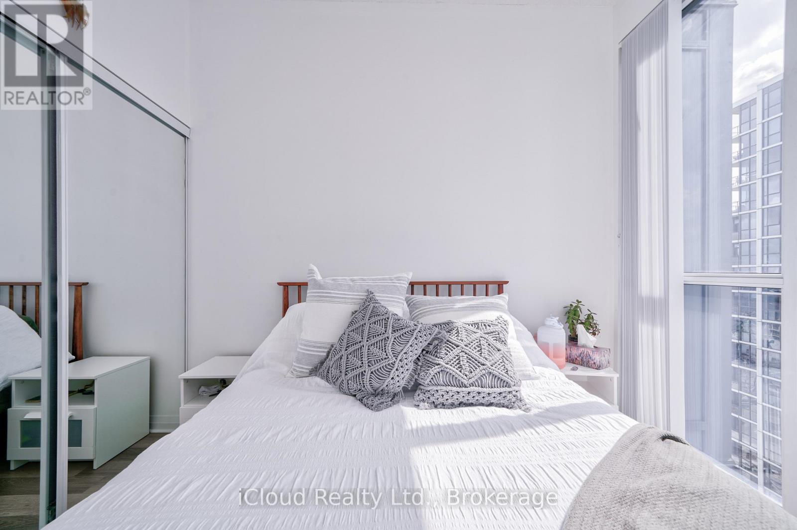 1805 - 5025 Four Springs Avenue, Mississauga, Ontario  L5R 0G5 - Photo 31 - W12558628