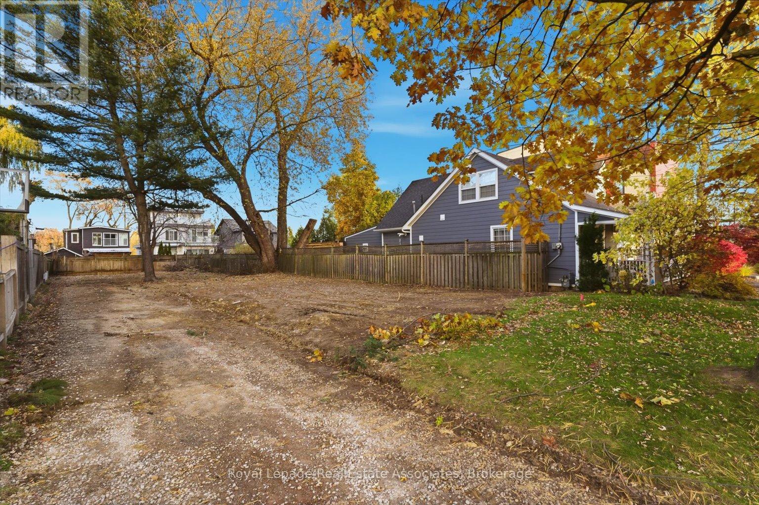 859 AVIATION ROAD, Mississauga, Ontario