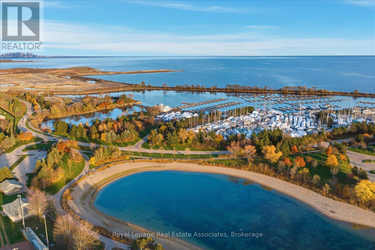 859 Aviation Road, Mississauga, Ontario  L5G 4H5 - Photo 12 - W12558632