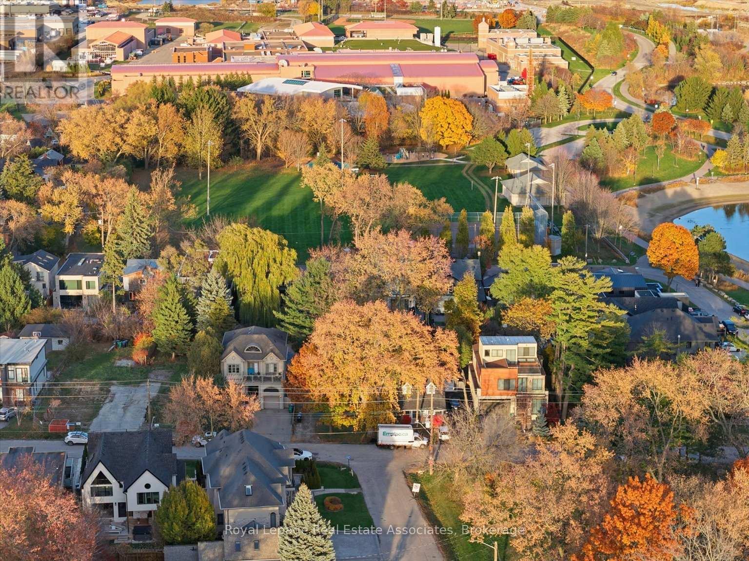 859 Aviation Road, Mississauga, Ontario  L5G 4H5 - Photo 18 - W12558632