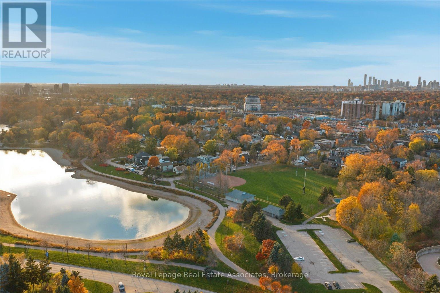 859 Aviation Road, Mississauga, Ontario  L5G 4H5 - Photo 24 - W12558632