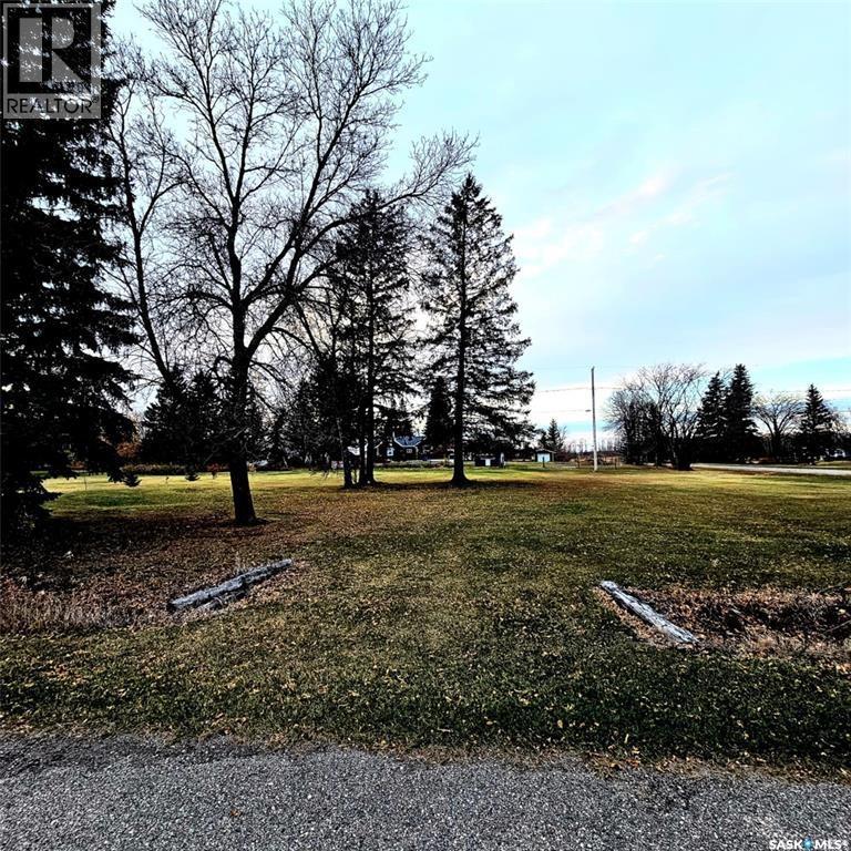 16 & 17 18 3rd Street, Sheho, Saskatchewan  S0A 3T0 - Photo 2 - SK024335