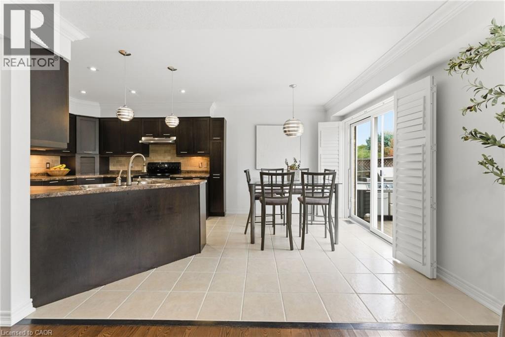 198 Springvalley Crescent, Hamilton, Ontario  L9C 0B4 - Photo 12 - 40789298