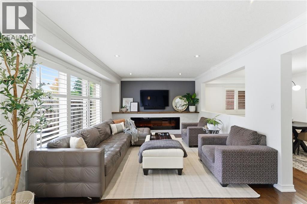 198 Springvalley Crescent, Hamilton, Ontario  L9C 0B4 - Photo 14 - 40789298