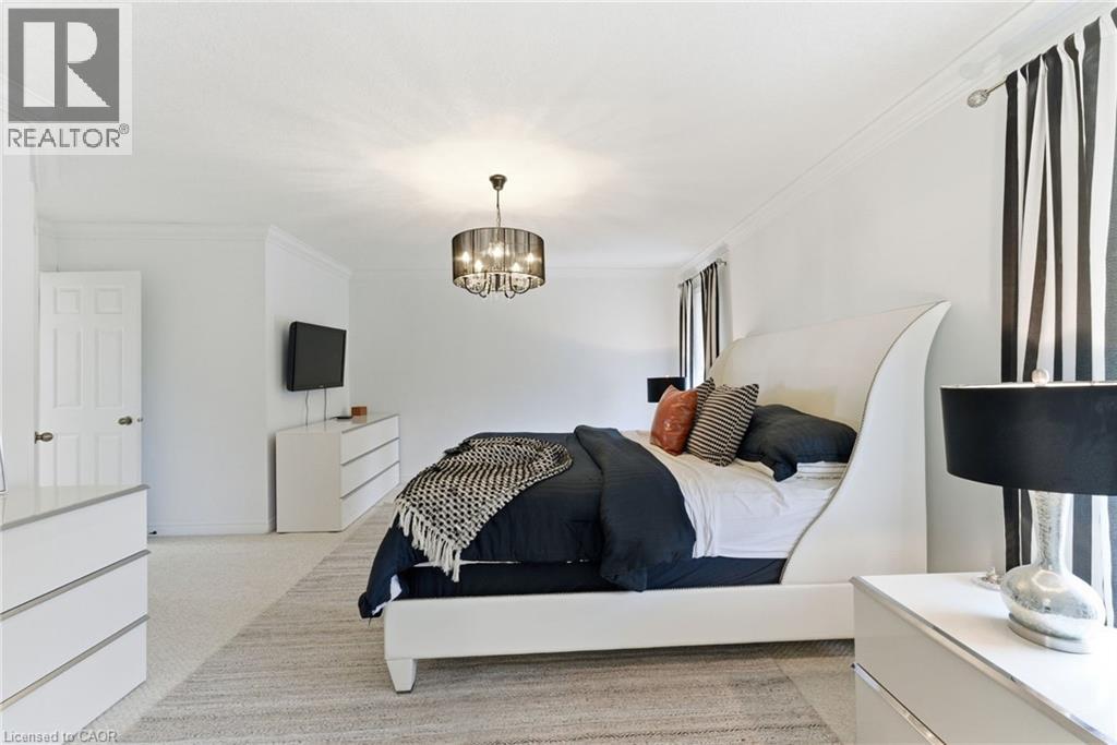 198 Springvalley Crescent, Hamilton, Ontario  L9C 0B4 - Photo 21 - 40789298