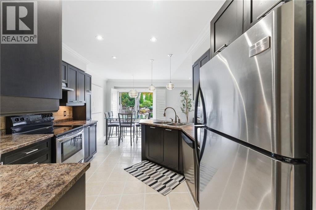 198 Springvalley Crescent, Hamilton, Ontario  L9C 0B4 - Photo 8 - 40789298