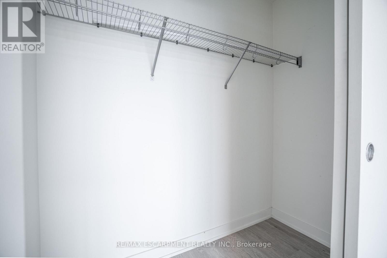 722 - 212 King William Street, Hamilton, Ontario  L9B 1K8 - Photo 9 - X12558544