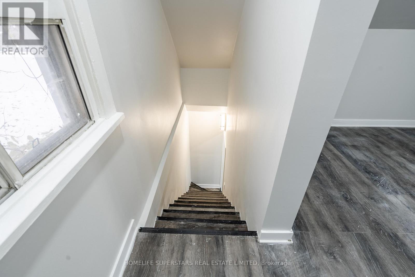 4550 Homewood Avenue, Niagara Falls, Ontario  L2E 4X8 - Photo 20 - X12558604