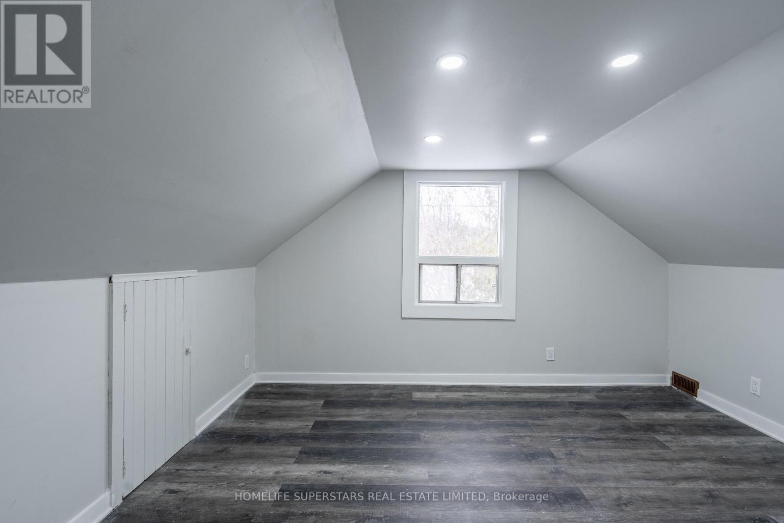 4550 Homewood Avenue, Niagara Falls, Ontario  L2E 4X8 - Photo 24 - X12558604