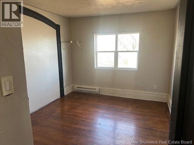 118-120 Wright, Saint James, New Brunswick  E2K 3Z2 - Photo 2 - NB130300