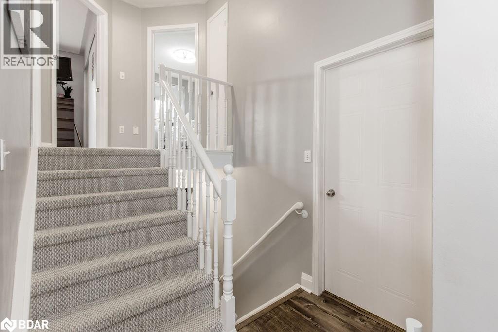 9 Aikens Crescent, Barrie, Ontario  L4N 8M6 - Photo 17 - 40785960