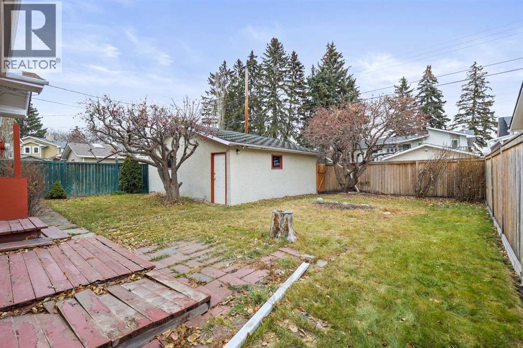 3504 Button Road Nw, Calgary, Alberta  T2L 1N1 - Photo 14 - A2269369