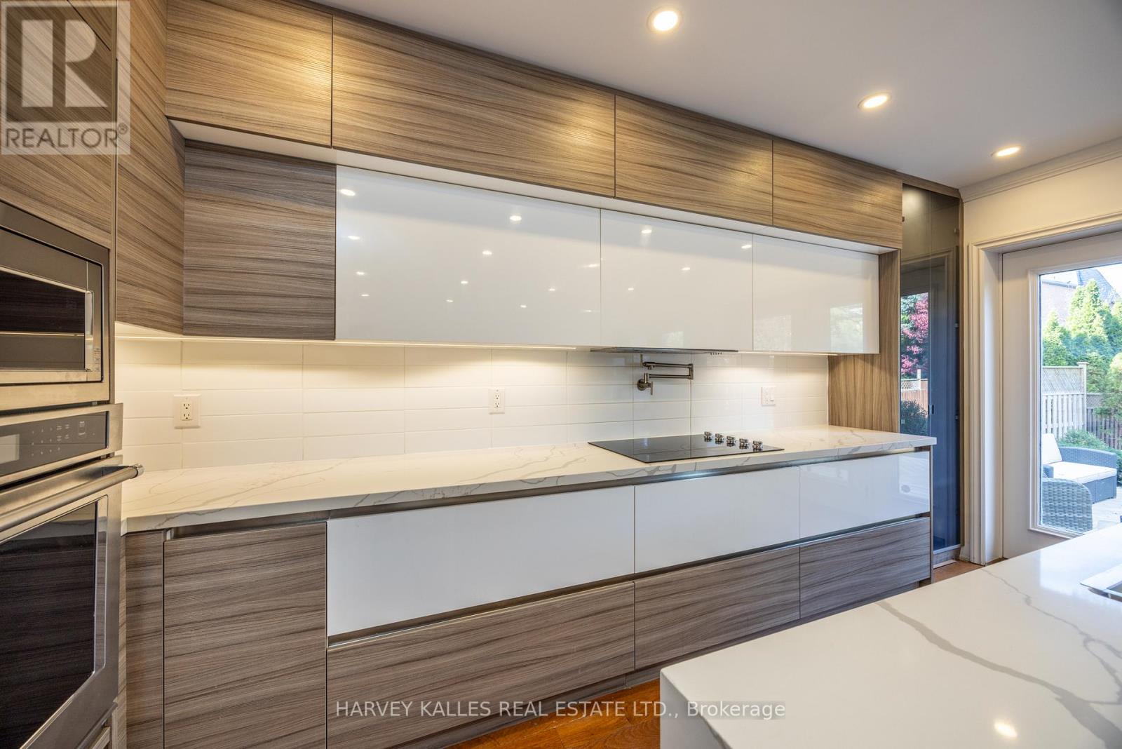 204 Brooke Avenue, Toronto, Ontario  M5M 2K6 - Photo 13 - C12558650