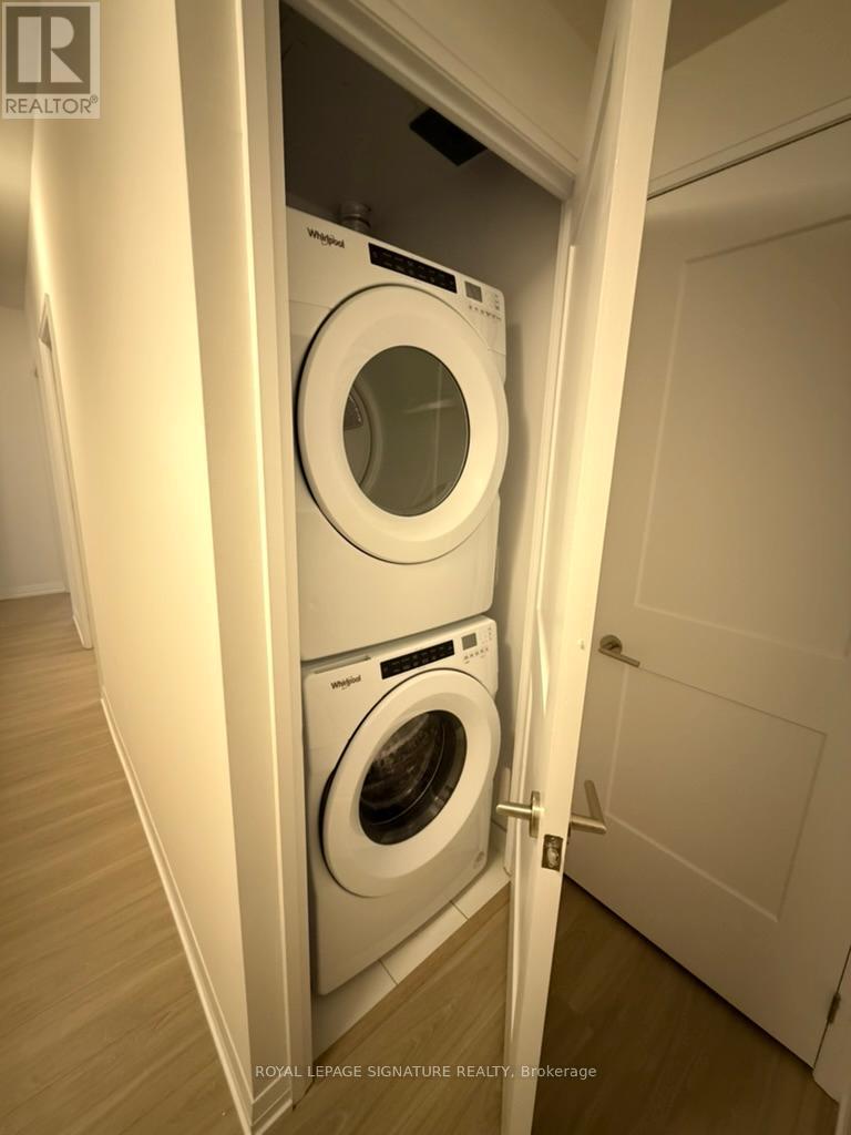 1902 - 25 Holly Street, Toronto, Ontario  M4S 0E3 - Photo 11 - C12558672