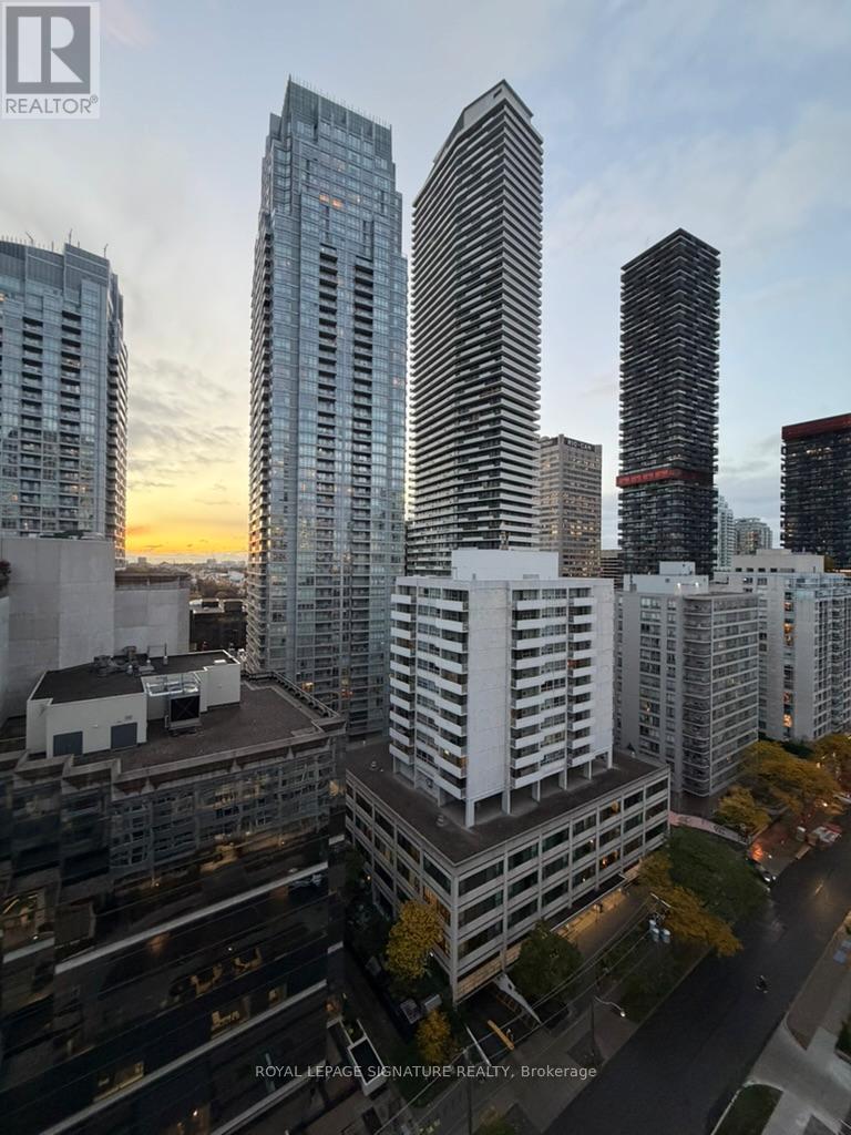 1902 - 25 Holly Street, Toronto, Ontario  M4S 0E3 - Photo 12 - C12558672