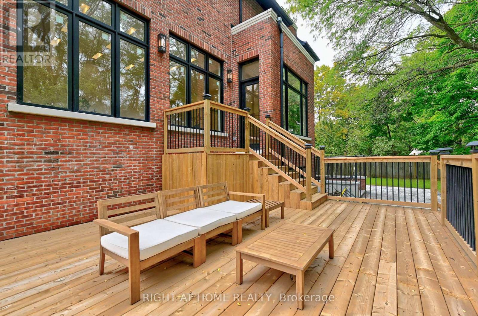 27 Hurlingham Crescent, Toronto, Ontario  M3B 2P9 - Photo 40 - C12558674