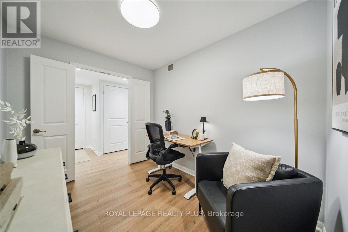 202 - 15 Stafford Street, Toronto, Ontario  M5V 3X6 - Photo 11 - C12558678