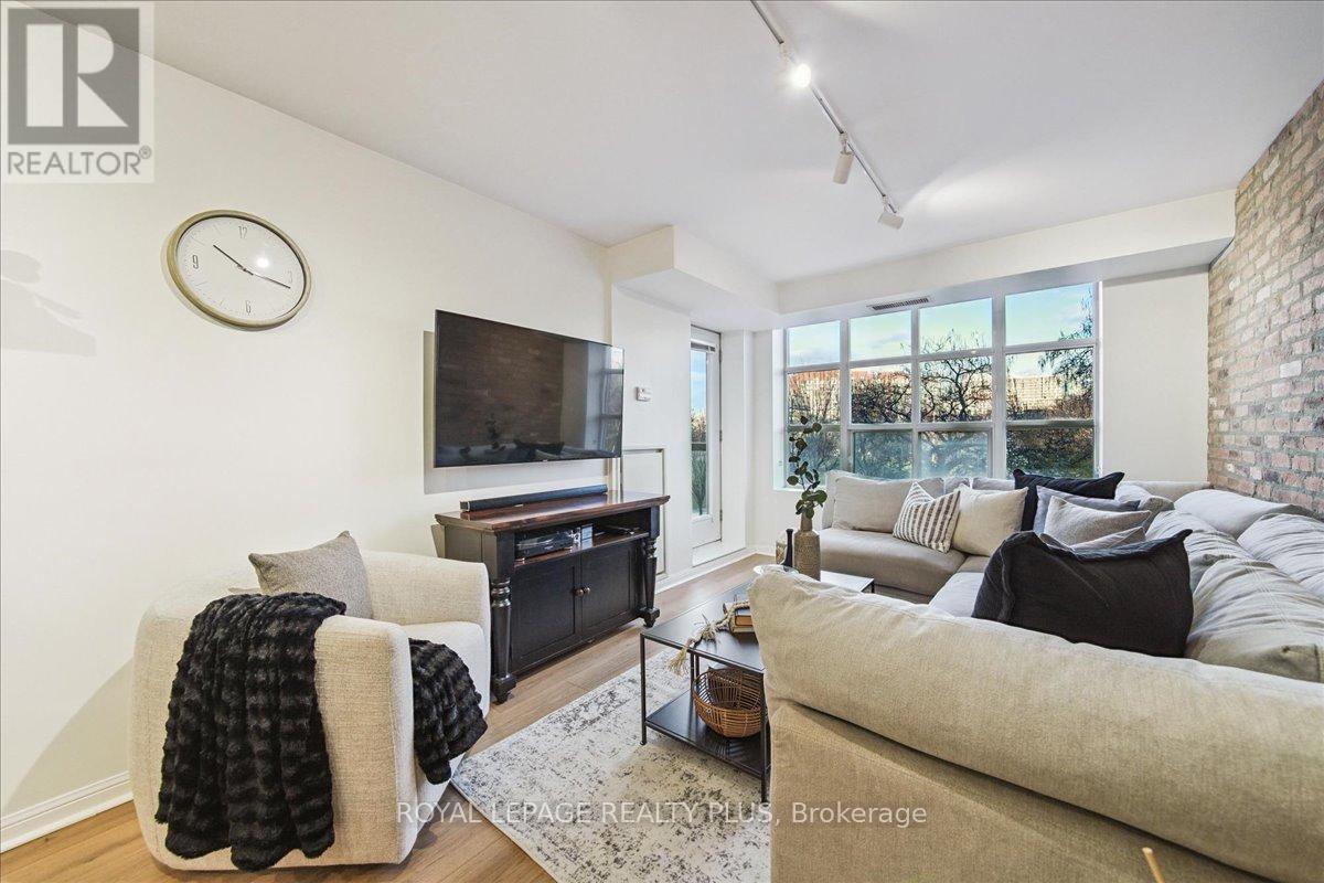 202 - 15 Stafford Street, Toronto, Ontario  M5V 3X6 - Photo 32 - C12558678