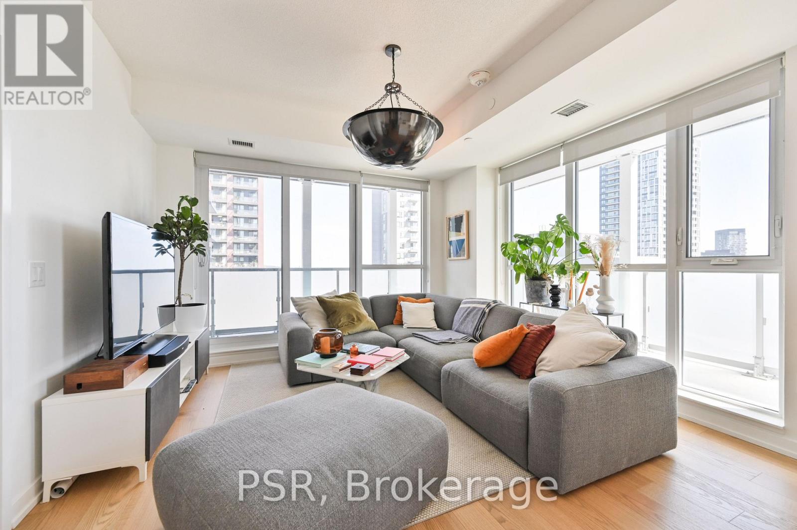 910 - 34 Tubman Avenue, Toronto, Ontario  M5A 0R2 - Photo 5 - C12558686