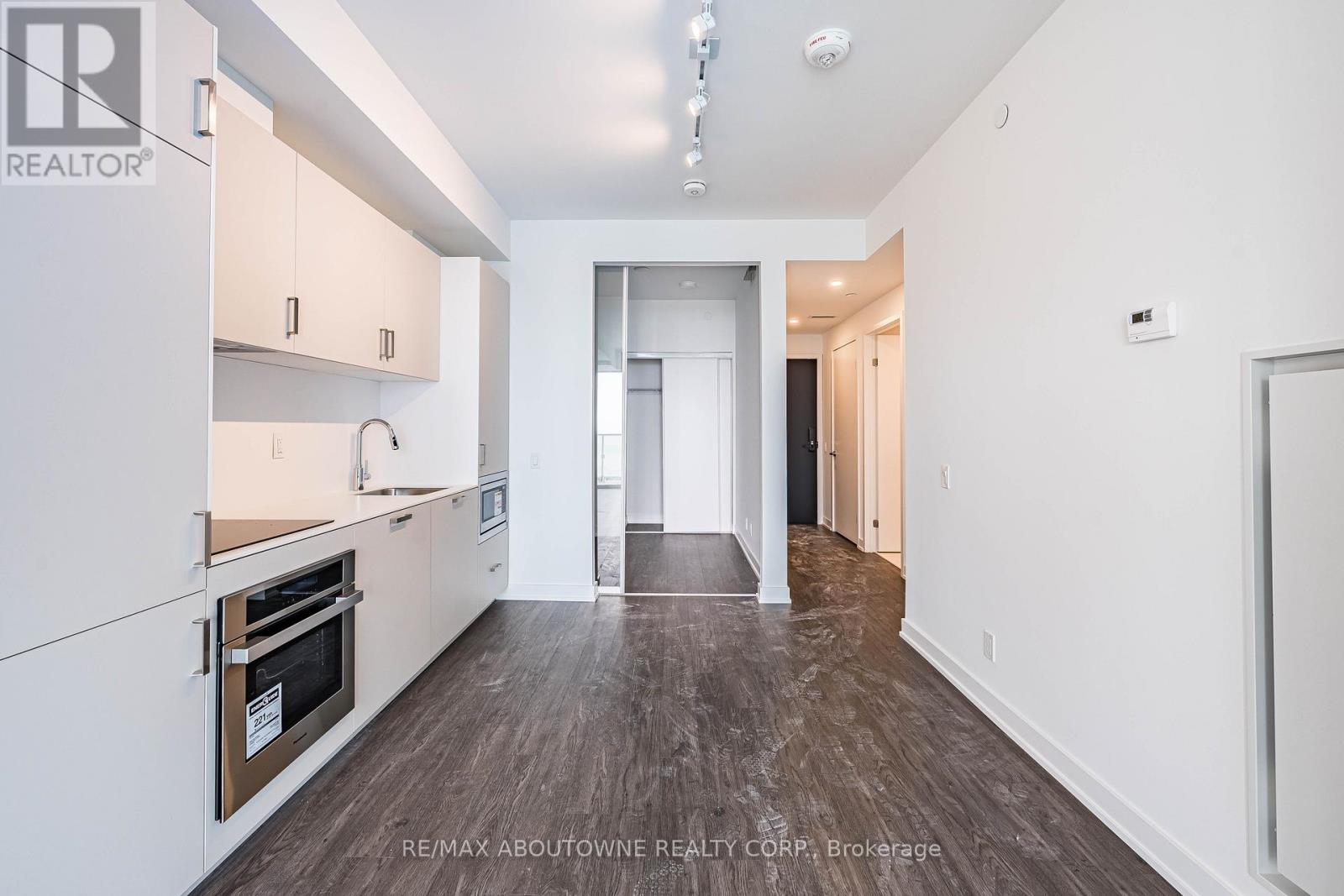 5308 - 88 Queen Street E, Toronto, Ontario  M5C 0B6 - Photo 16 - C12558720