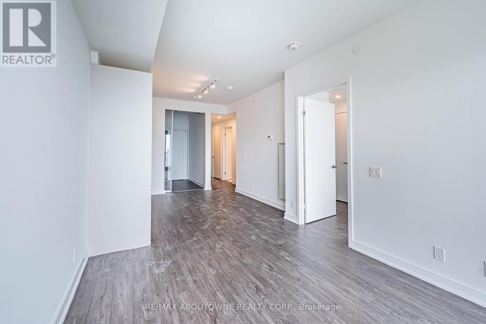 5308 - 88 Queen Street E, Toronto, Ontario  M5C 0B6 - Photo 23 - C12558720