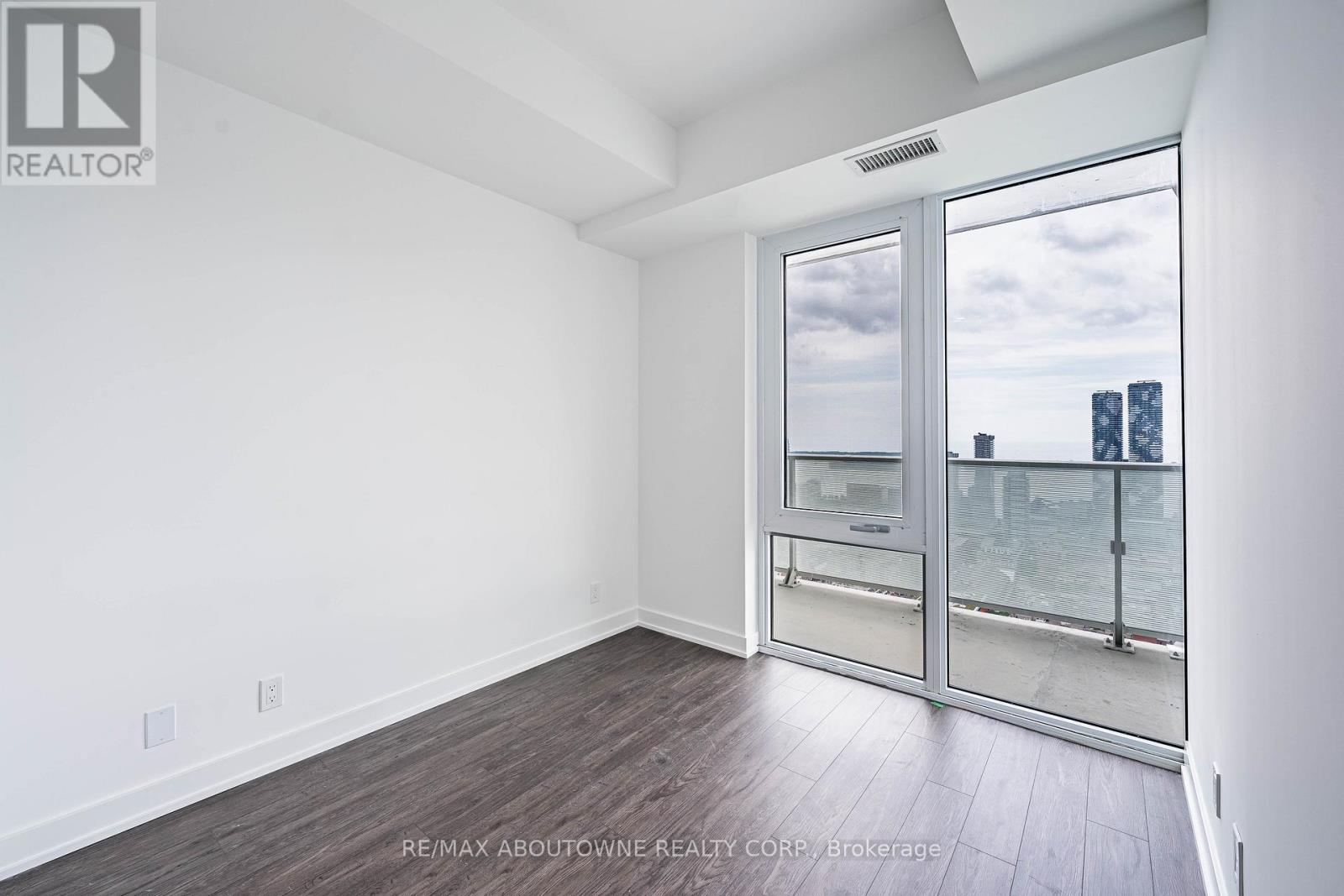 5308 - 88 Queen Street E, Toronto, Ontario  M5C 0B6 - Photo 25 - C12558720