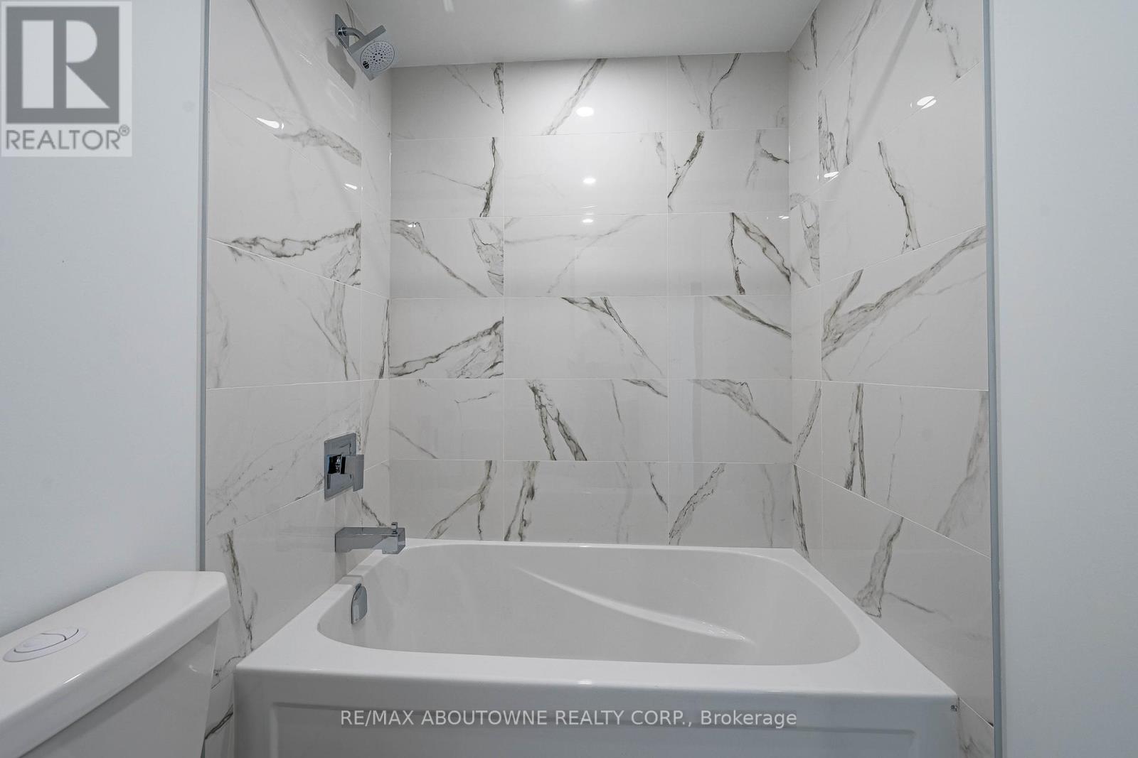 5308 - 88 Queen Street E, Toronto, Ontario  M5C 0B6 - Photo 35 - C12558720