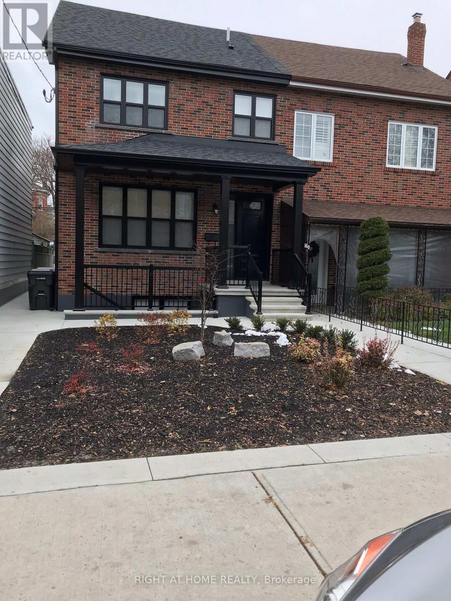 LOWER - 158 LISGAR STREET, Toronto, Ontario