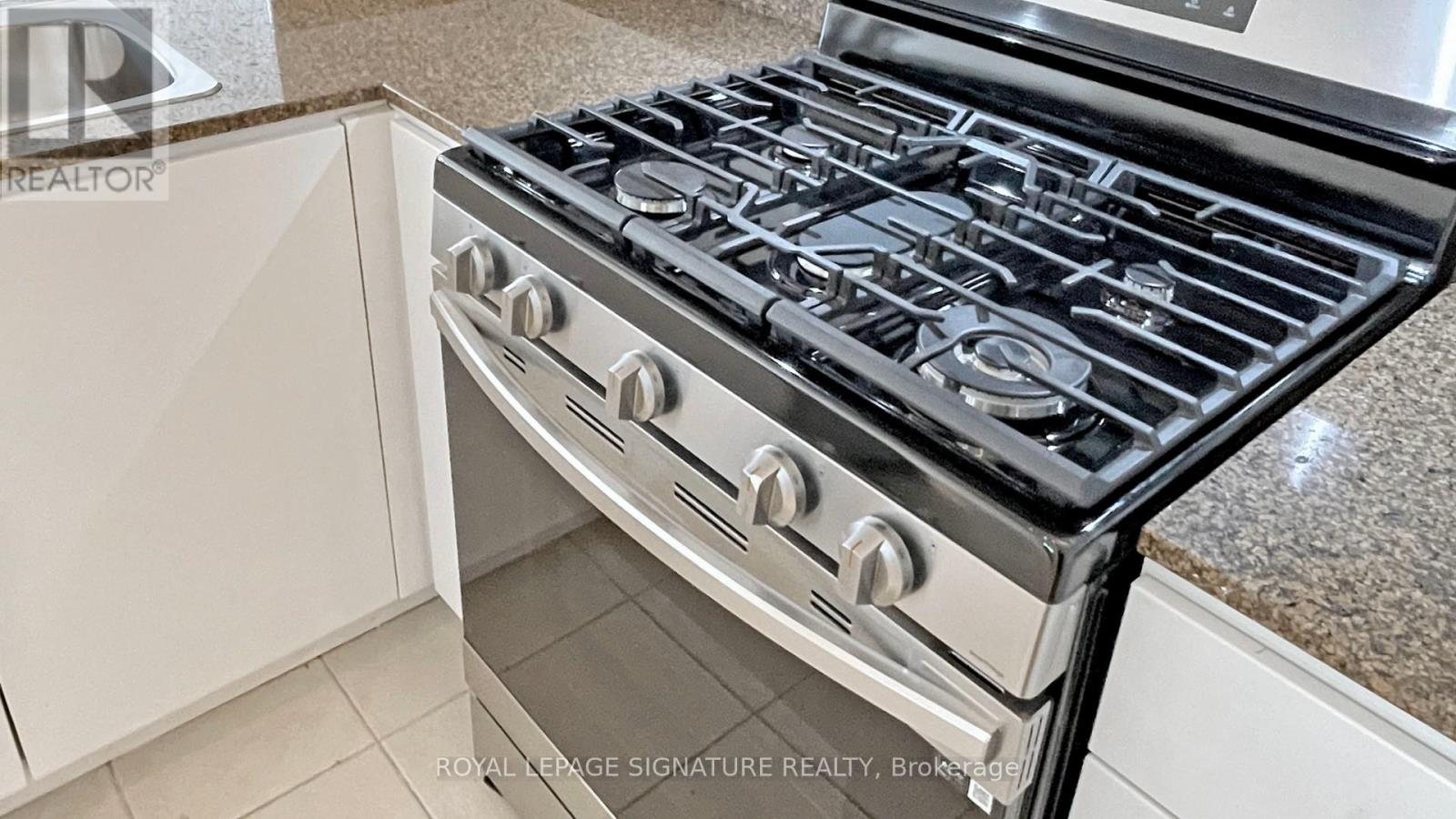 1105 - 10 Navy Wharf Court, Toronto, Ontario  M5V 3V2 - Photo 13 - C12558766